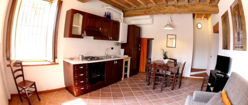 sala colazione e soggiorno