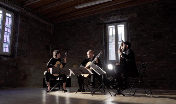 In Tempore Belli Guitar Trio In Tempore Belli Guitar Trio