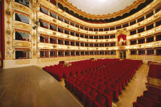 Opera e musica al Teatro Ponchielli