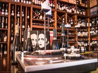 Troviamoci in Enoteca! Troviamoci in Enoteca!