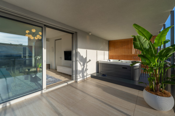 terrazza con vasca privata