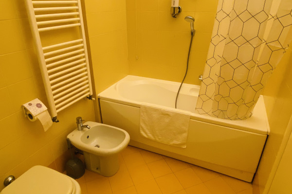 Mina bathroom
